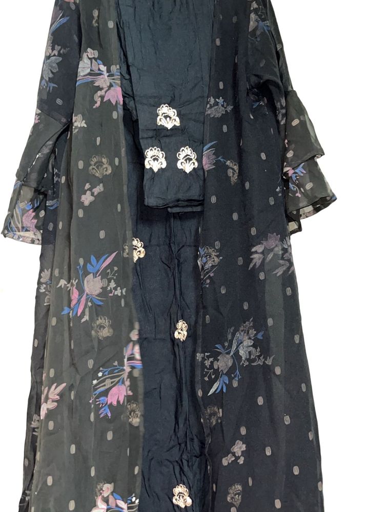 Kurta Set With Shrug