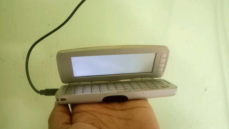 Nokia Communicator 9300 - Vintage Tech