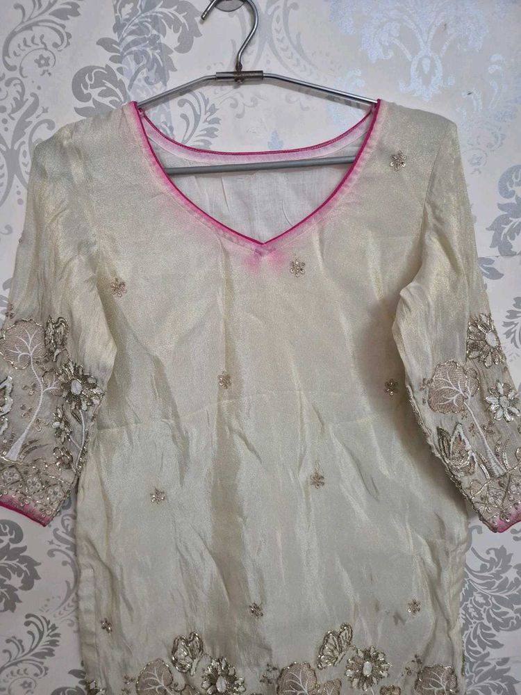 Elegant Embroidered Kurta