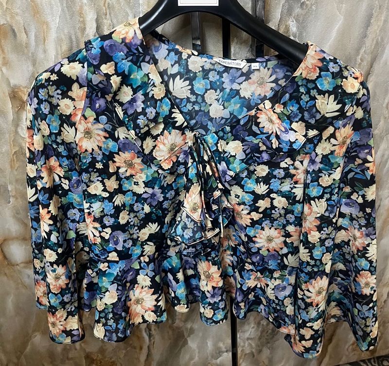 Floral Print Ruffle Blouse
