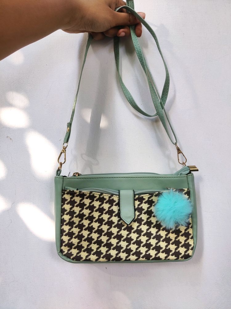 NEW HOUNDSTOOTH BAG