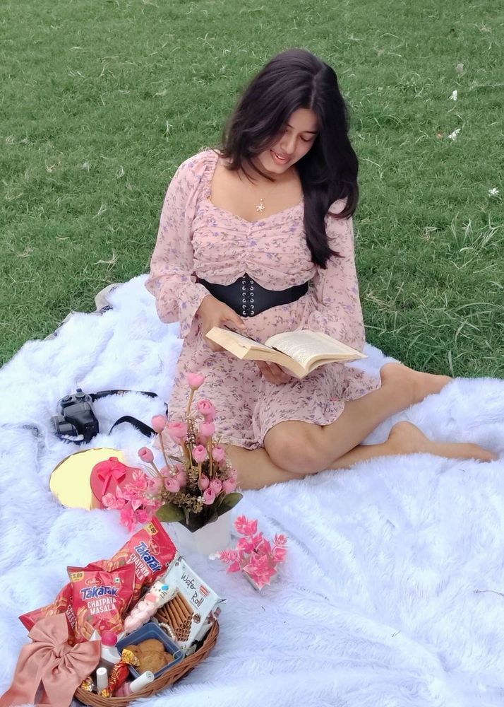 Chic Floral Print Mini Dress