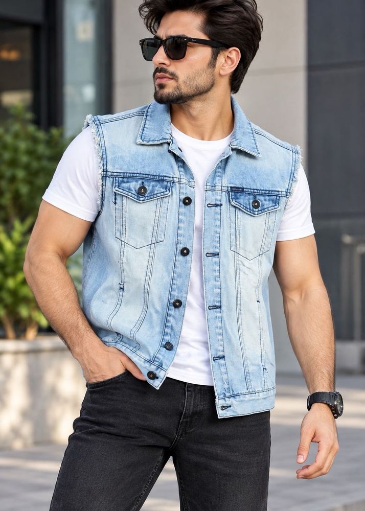 Men's Sleeveless Denim Jacket