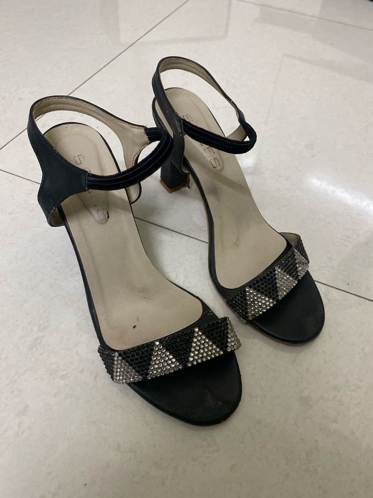 Sparkling Black Heeled Sandals