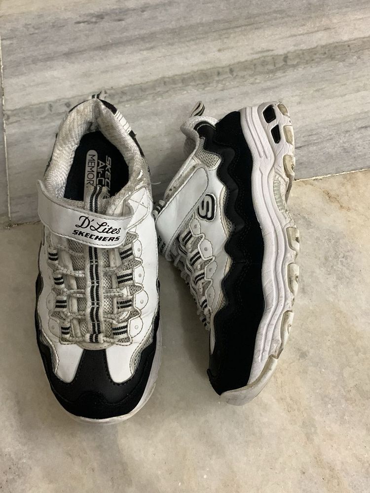 Skechers
