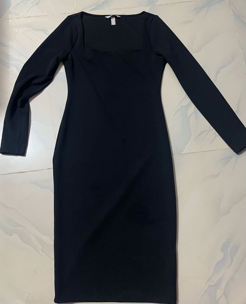 Classic Black Long Sleeve Dress