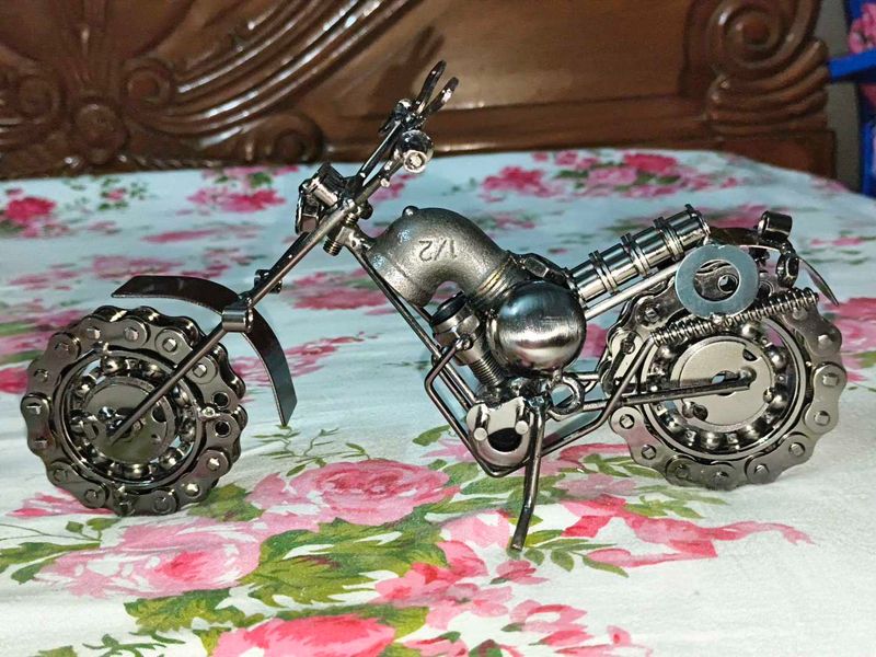 Motorcycle Metal Art Sculpture(showpiece )