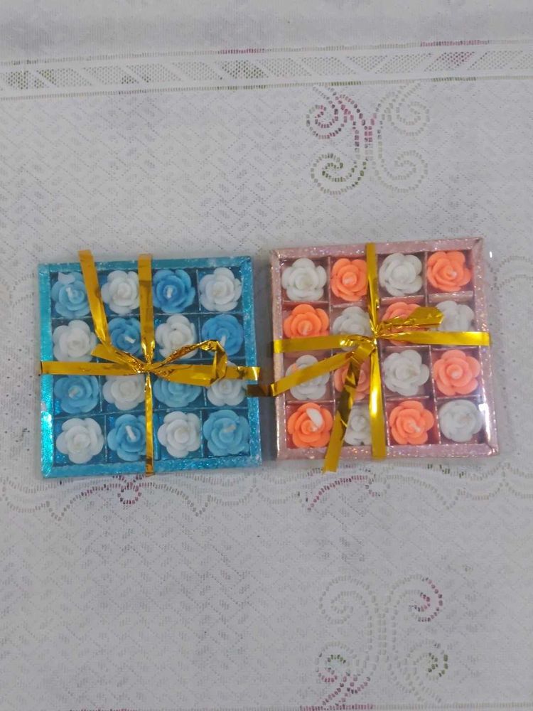Set of 2 Gift Rose Scented Candles Pink n Blue