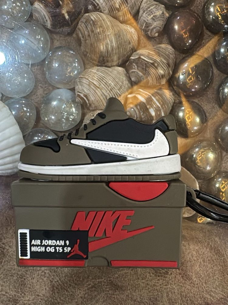 Nike Air Jordan 1 Sneaker Case