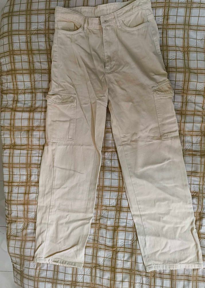 Cream Cargo Pants jeans