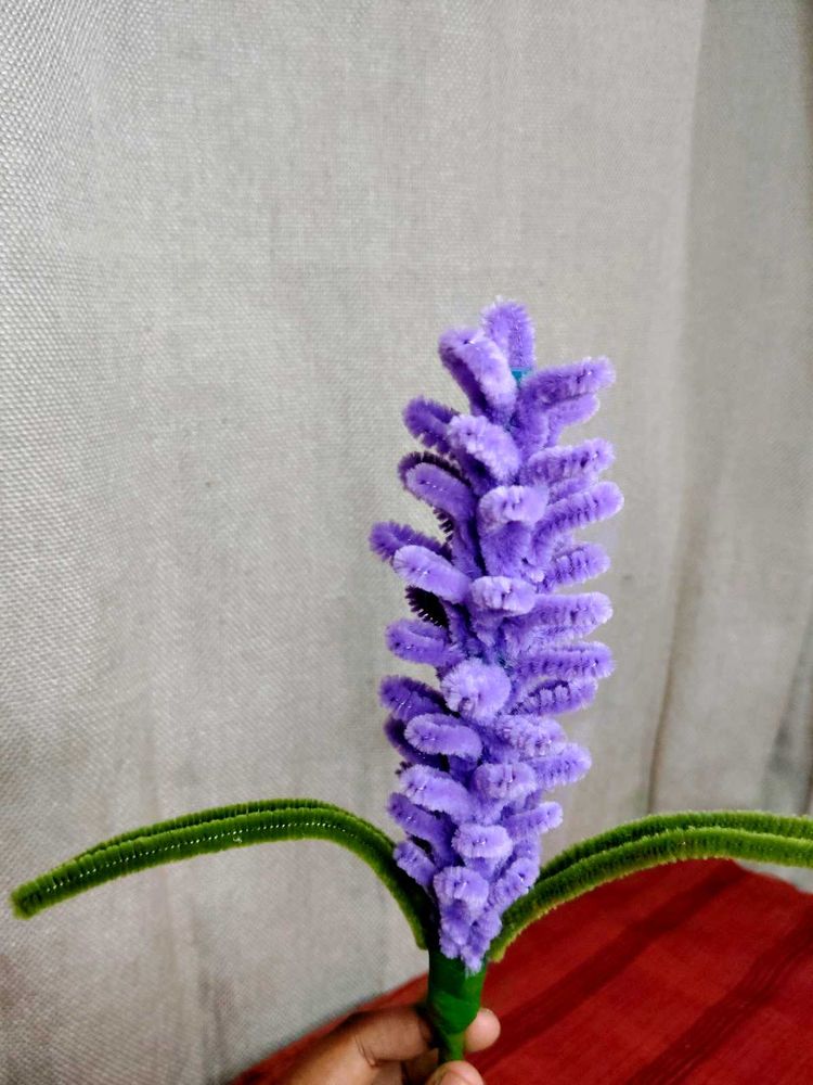 Handmade Lavender Pipecleaner🪻