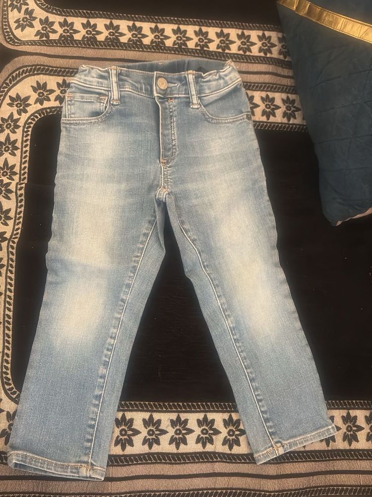 Gap jeans unisex 3-5 years