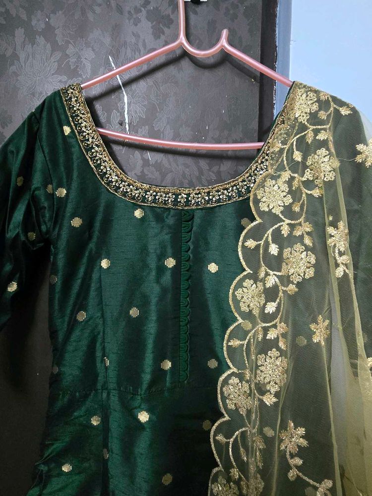 Elegant Green Anarkali Set with Gold Dupatta
