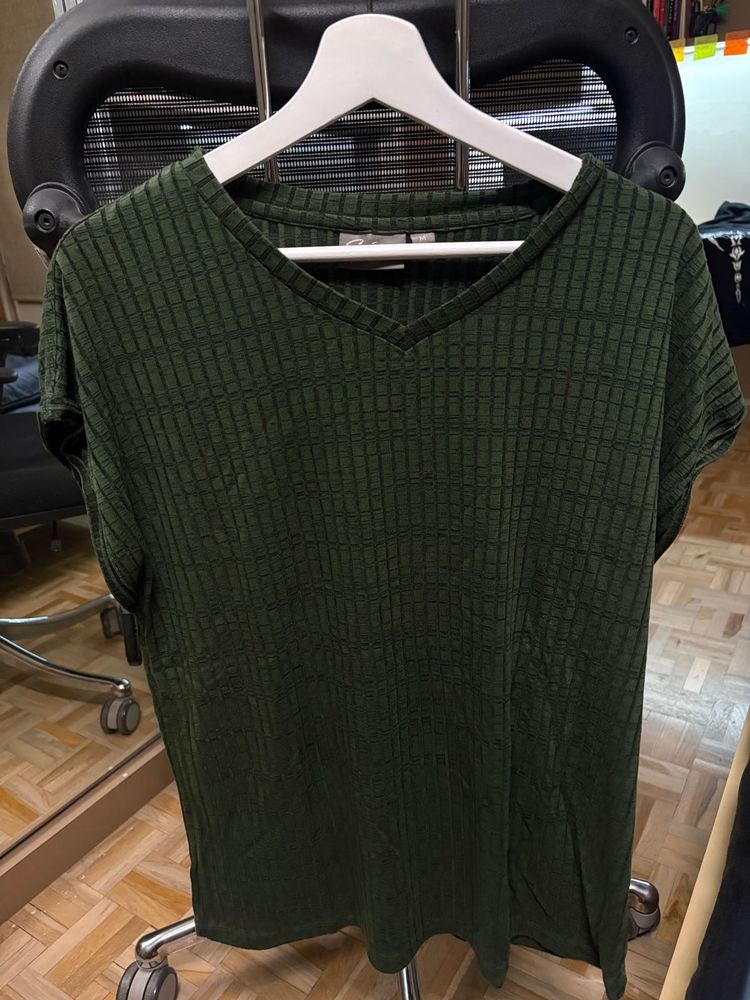 Green Ribbed V-Neck T-Shirt