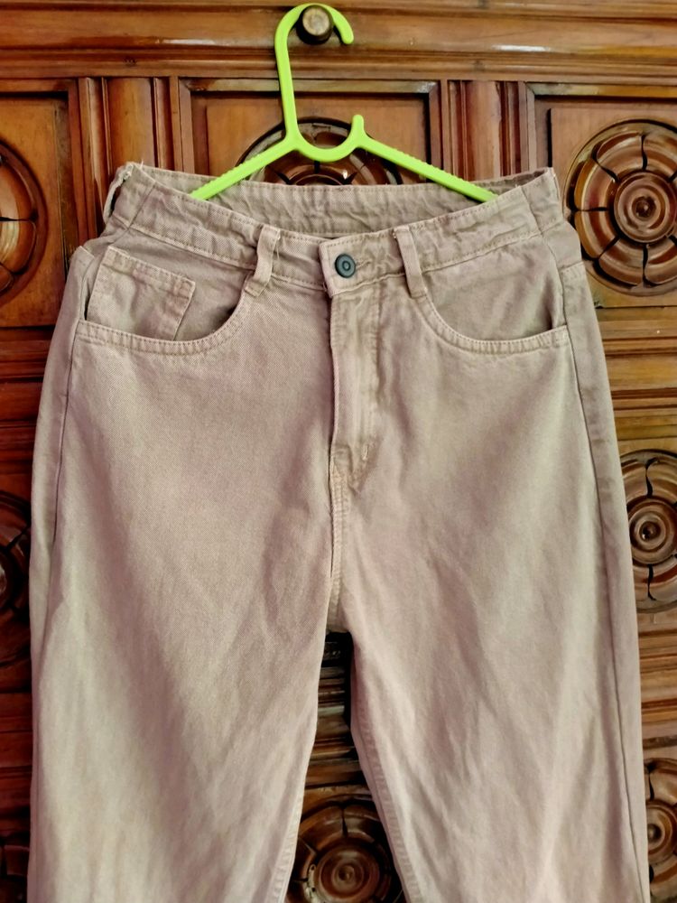 Vintage High-Waisted Jeans