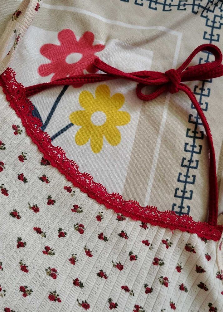 Floral Print Camisole with Lace Trim padded