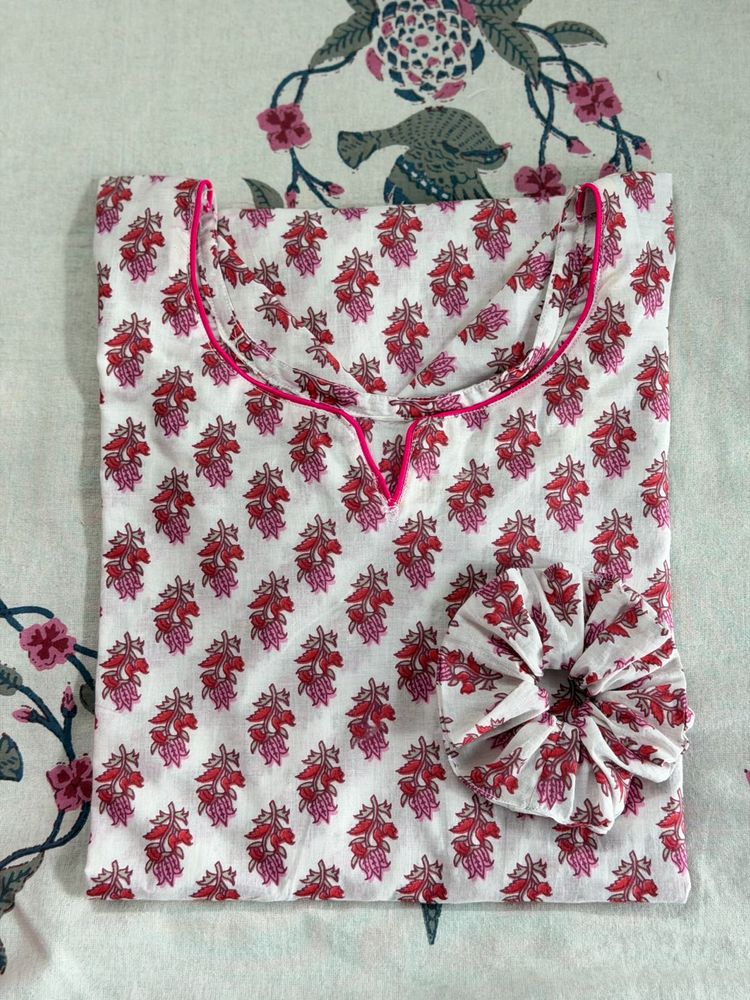 Pretty Pink Floral Print Kurta