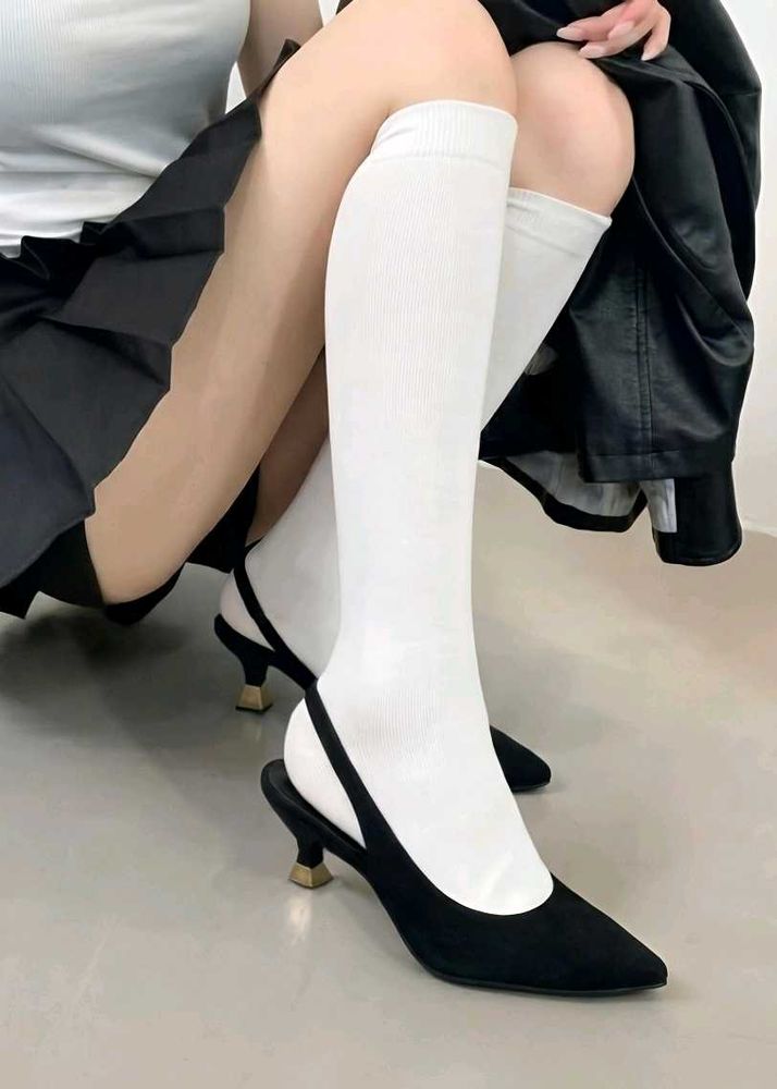 Black Pointed Toe Mules/Kitten Heels w stockings