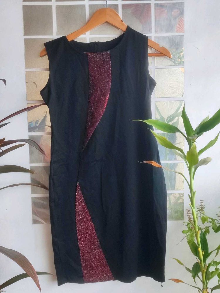 Chic Black &amp; Glittery Dress