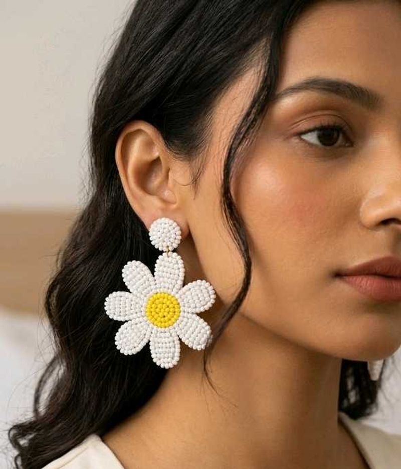 pair of Daisy Pearl Flower Earrings