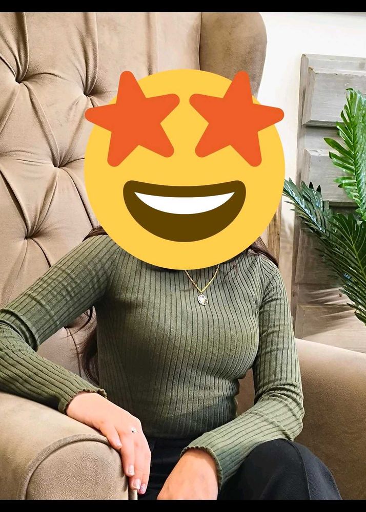 Green Ribbed Turtleneck Top