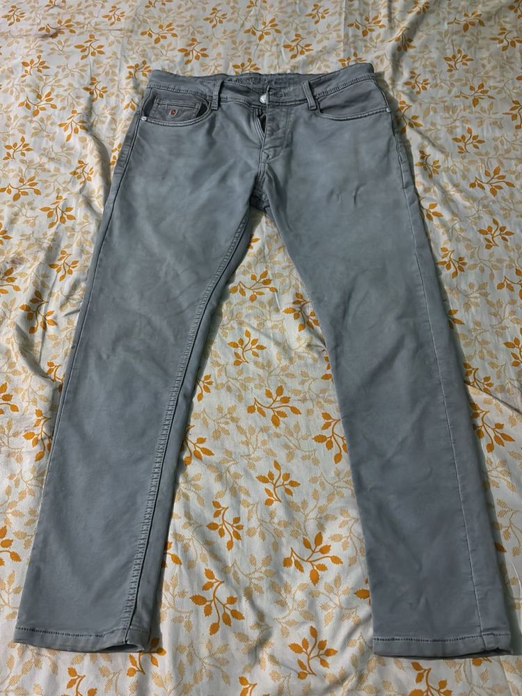Men's Grey Wash Jeans