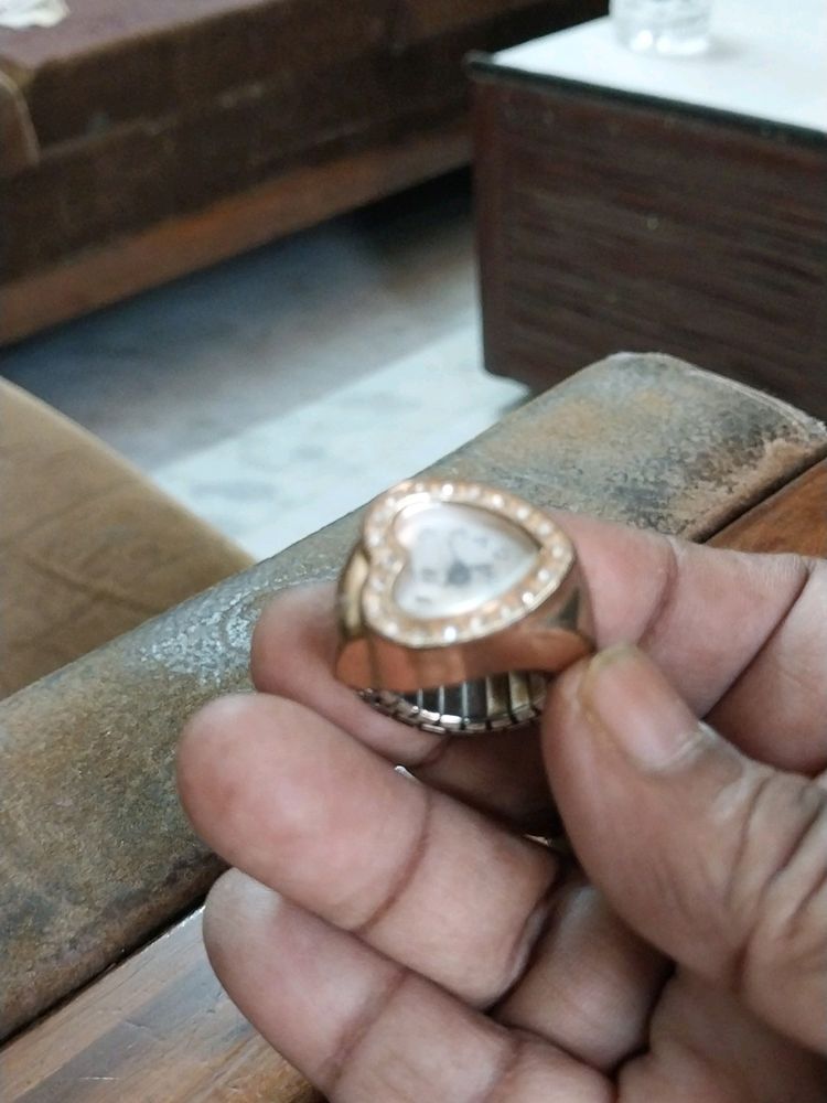 Beautiful Ringwatch