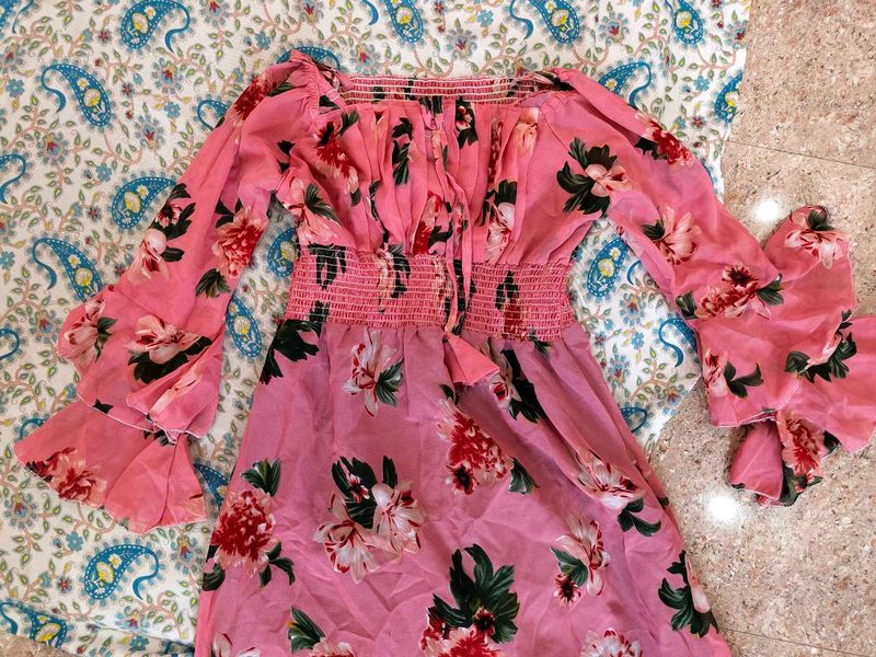 Chic Pink Floral Bell Sleeve Dress