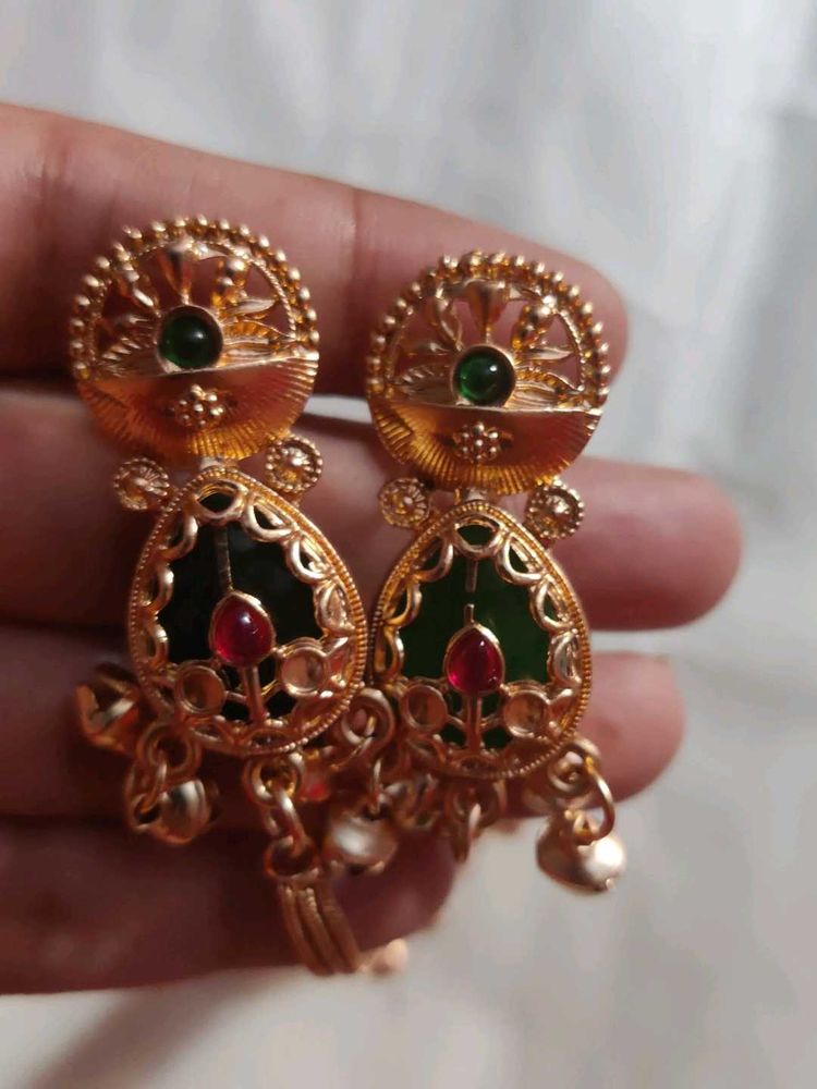temple style  jhumka