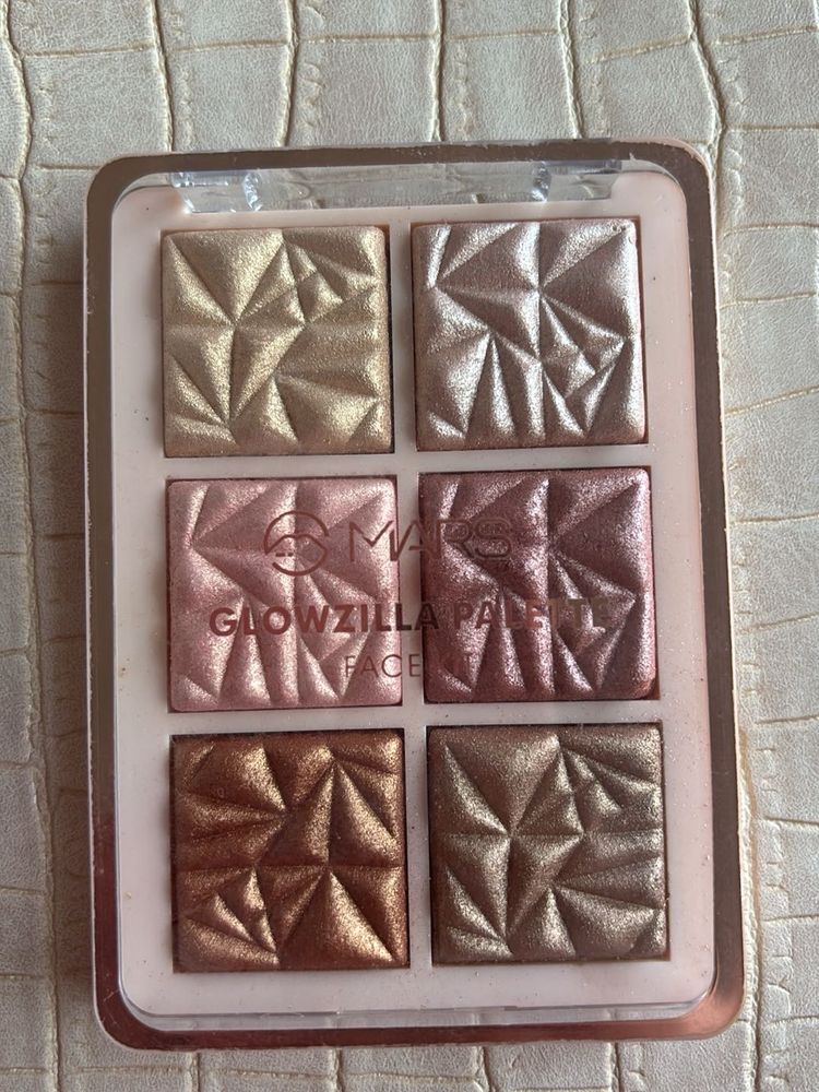 Mars Glowzilla Face Palette