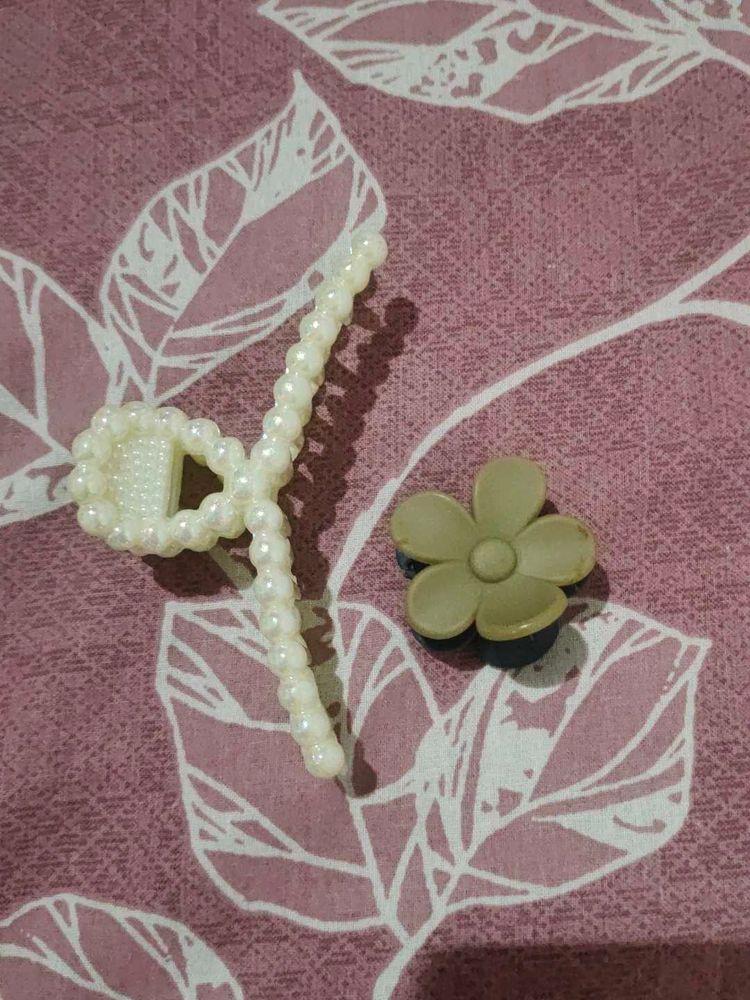 Chic Pearl Claw &amp; Flower Hair Clip Set