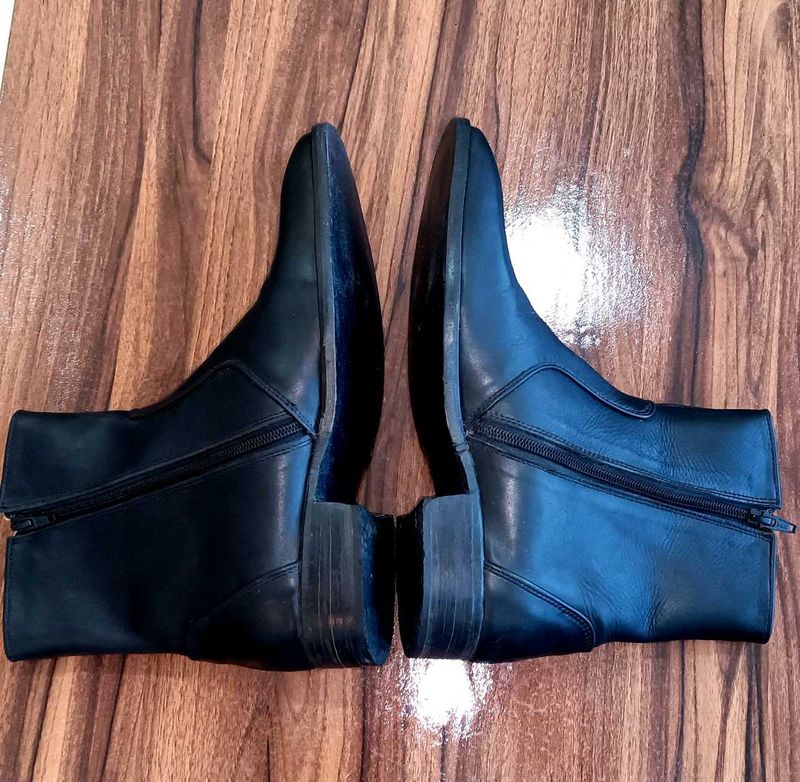 Pure Leather Grain Chelsea Zipper Boots For Men