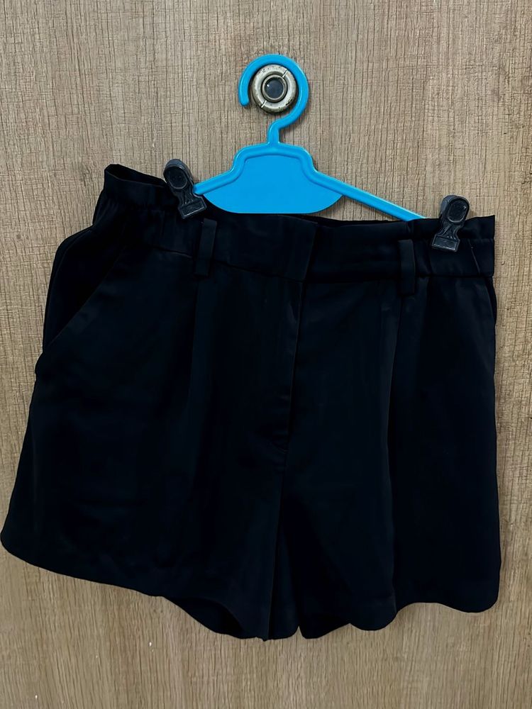 Classic Black High-Waisted Shorts