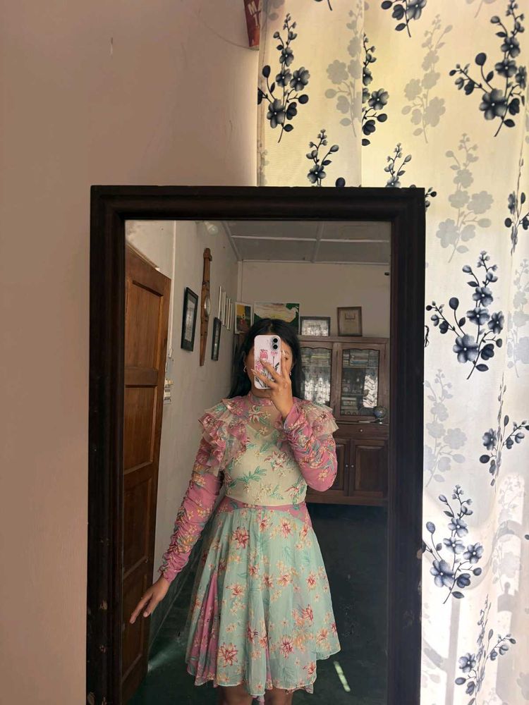 Glance 🪡 embroidered fairy dress backless design