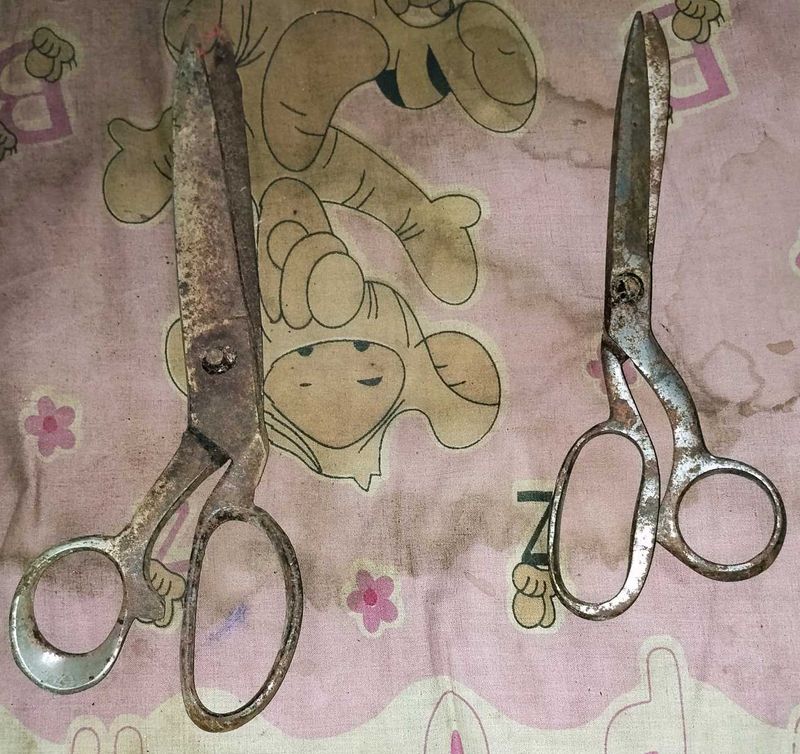Vintage Sewing Shear Scissors Set