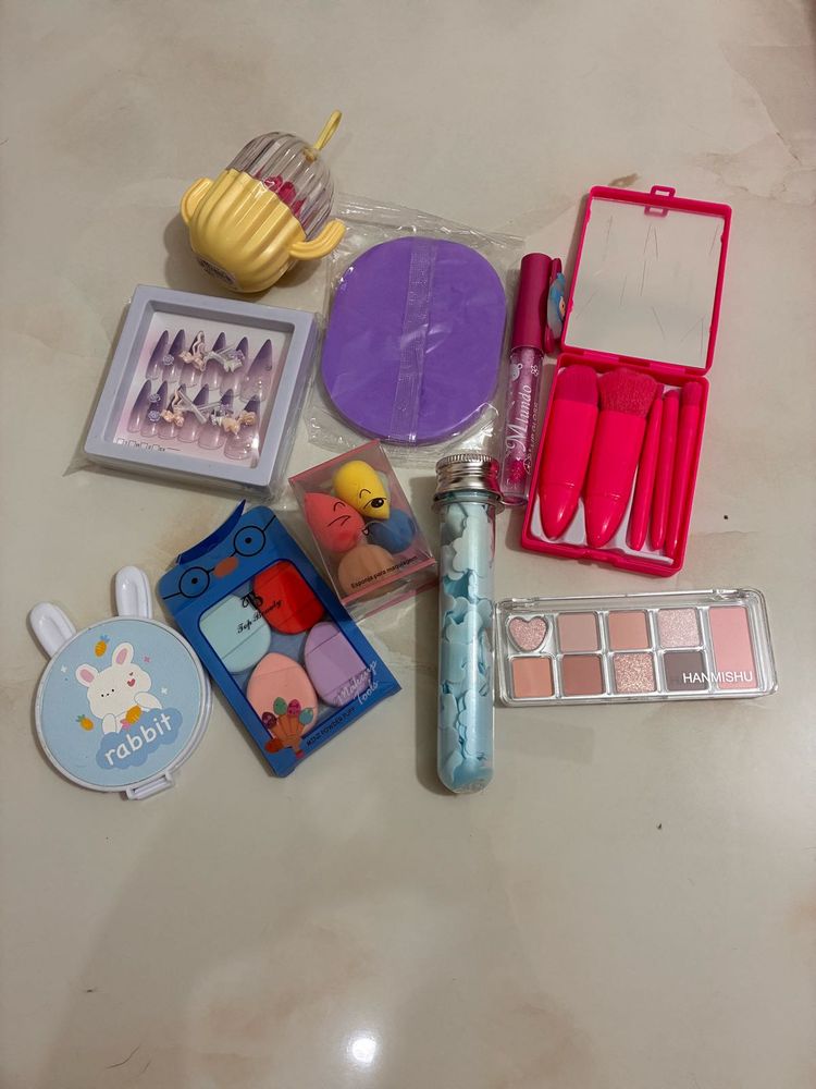 Cute Makeup &amp; Beauty Tools Set
