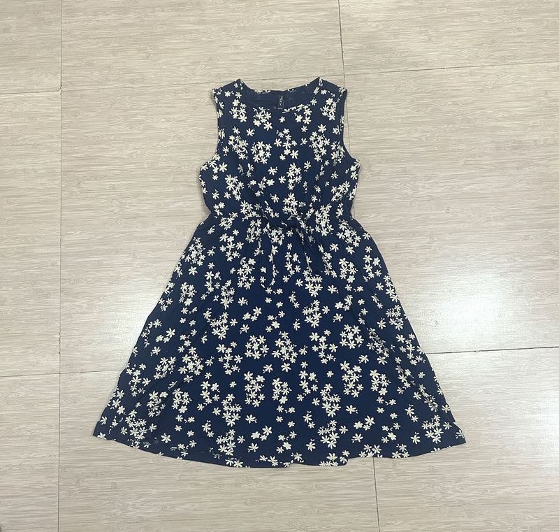 New Navy Blue Floral Sleeveless Dress