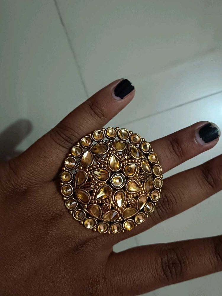 Exquisite Statement Ring