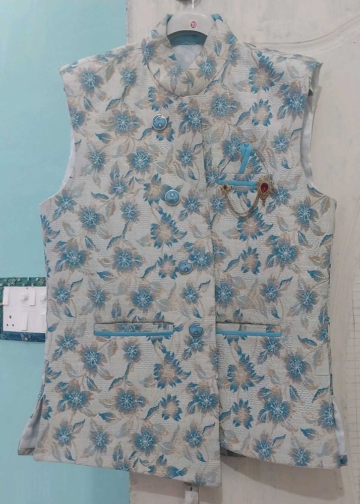 Floral Nehru Jacket along with kurta pajama