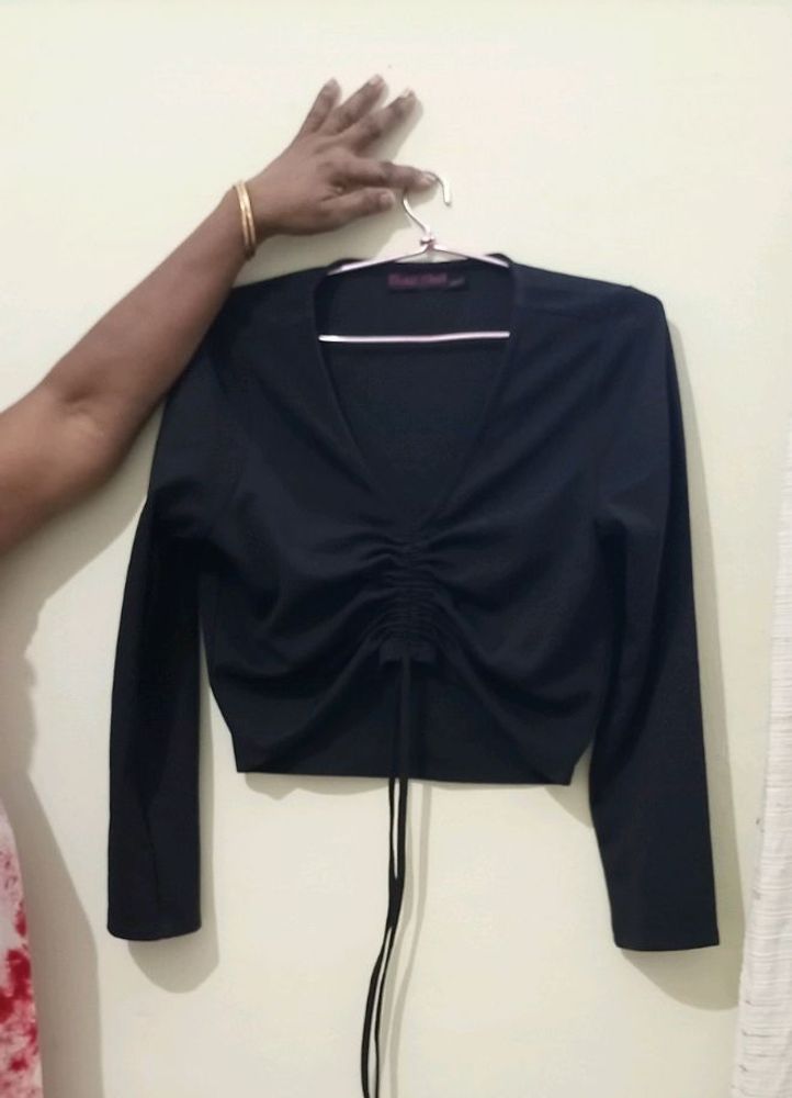 Black crop top
