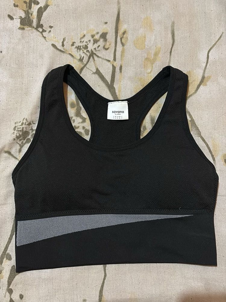 Savana Black Sports Bra