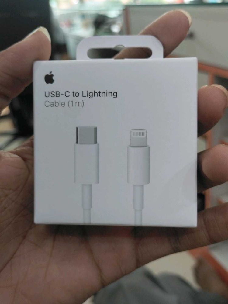 Apple USB-C to Lightning Cable (1m)