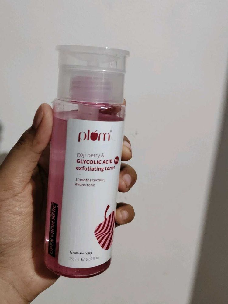 Plum Goji Berry &amp; Glycolic Acid Exfoliating Toner