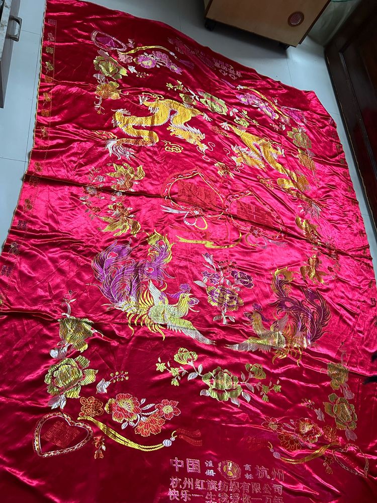 Luxurious Red Dragon &amp; Phoenix Bedspread