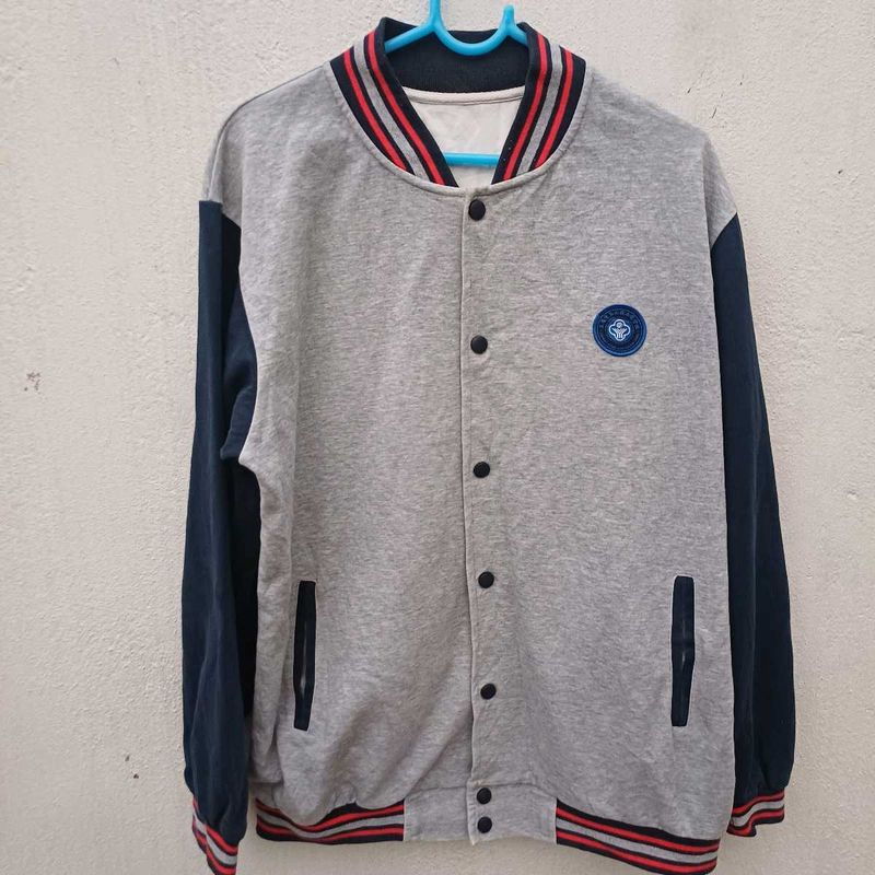 🩶🔷️Varsity jacket ✨️✨️✨️