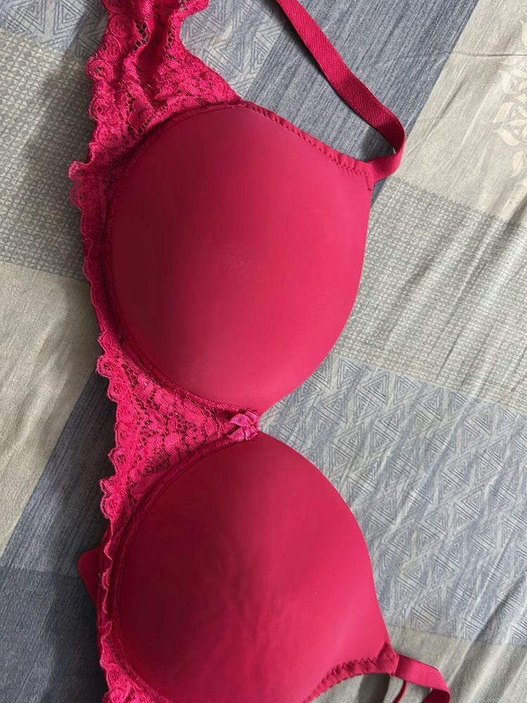 Lace Trimmed Pink Push-Up Bra
