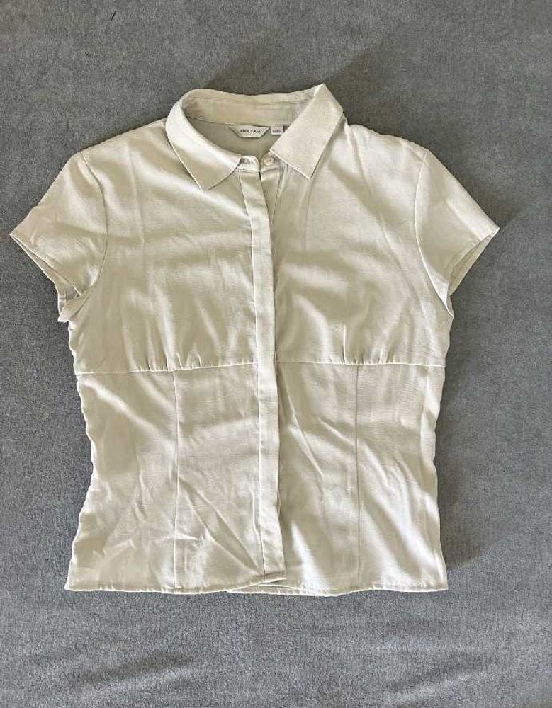 Classic Beige Short Sleeve Button-Up Shirt