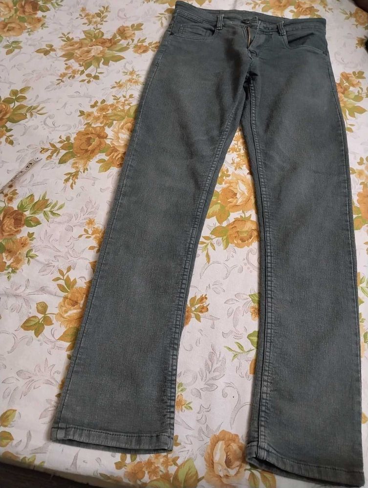 men off charcoal jeans
