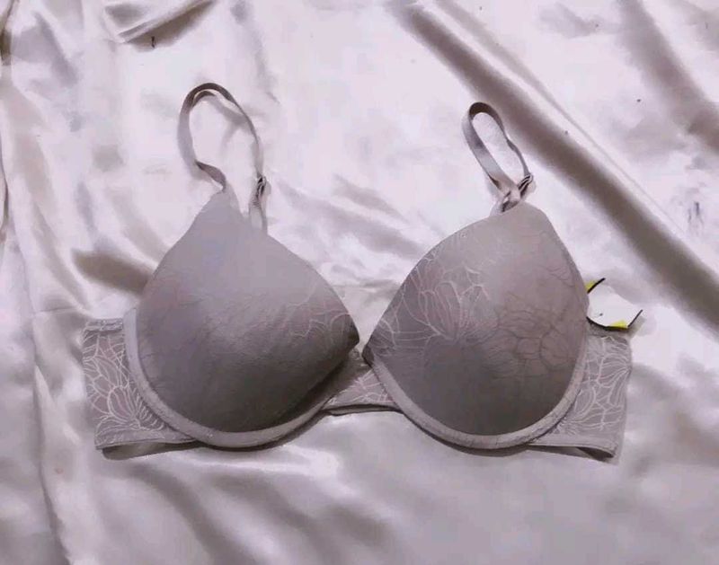 Elegant Bra