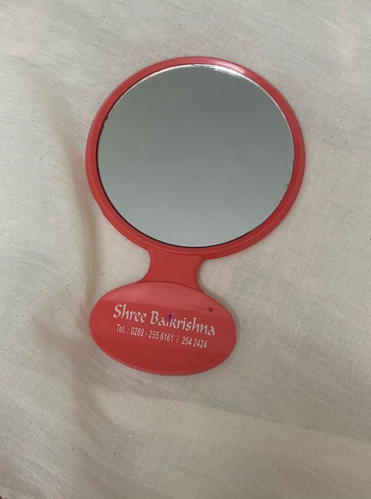 Handheld Mirror